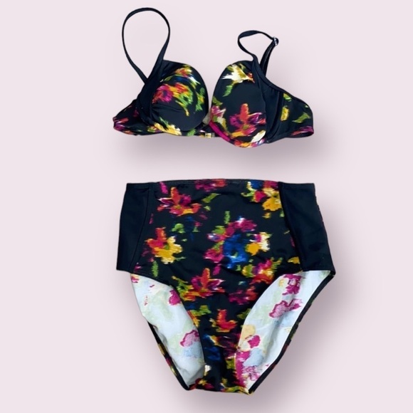 Vintage Other - Vintage floral swimsuit